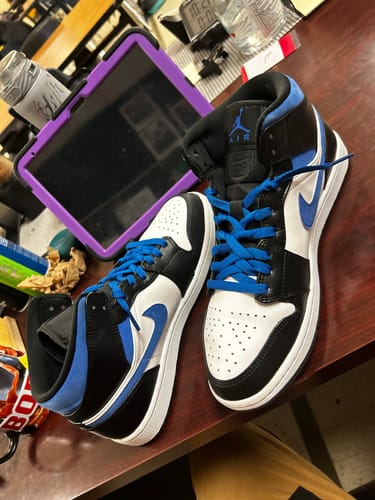 Customer photo review of Air Jordan 1 Mid 'Racer Blue'