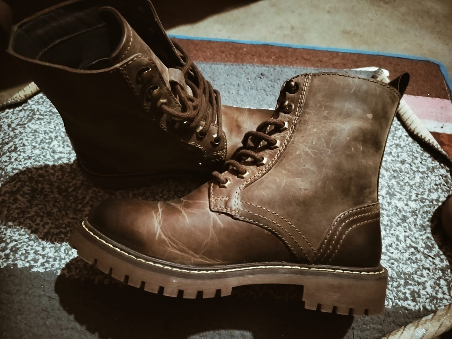 Customer photo review of boots derby dusty bandit