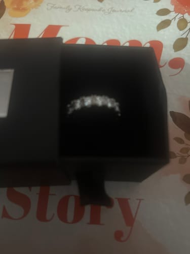 Customer photo review of 4mm VVS Certified Moissanite Eternity Ring