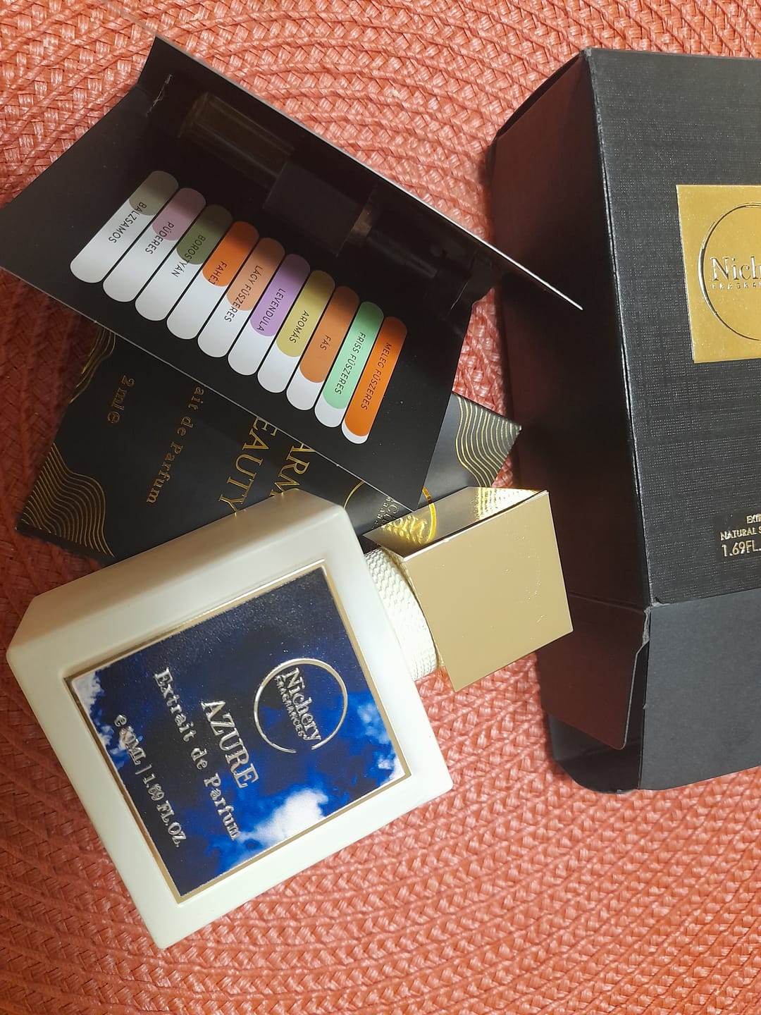 Customer photo review of Nichery Azure Extrait de Parfum - Férfi 50ml