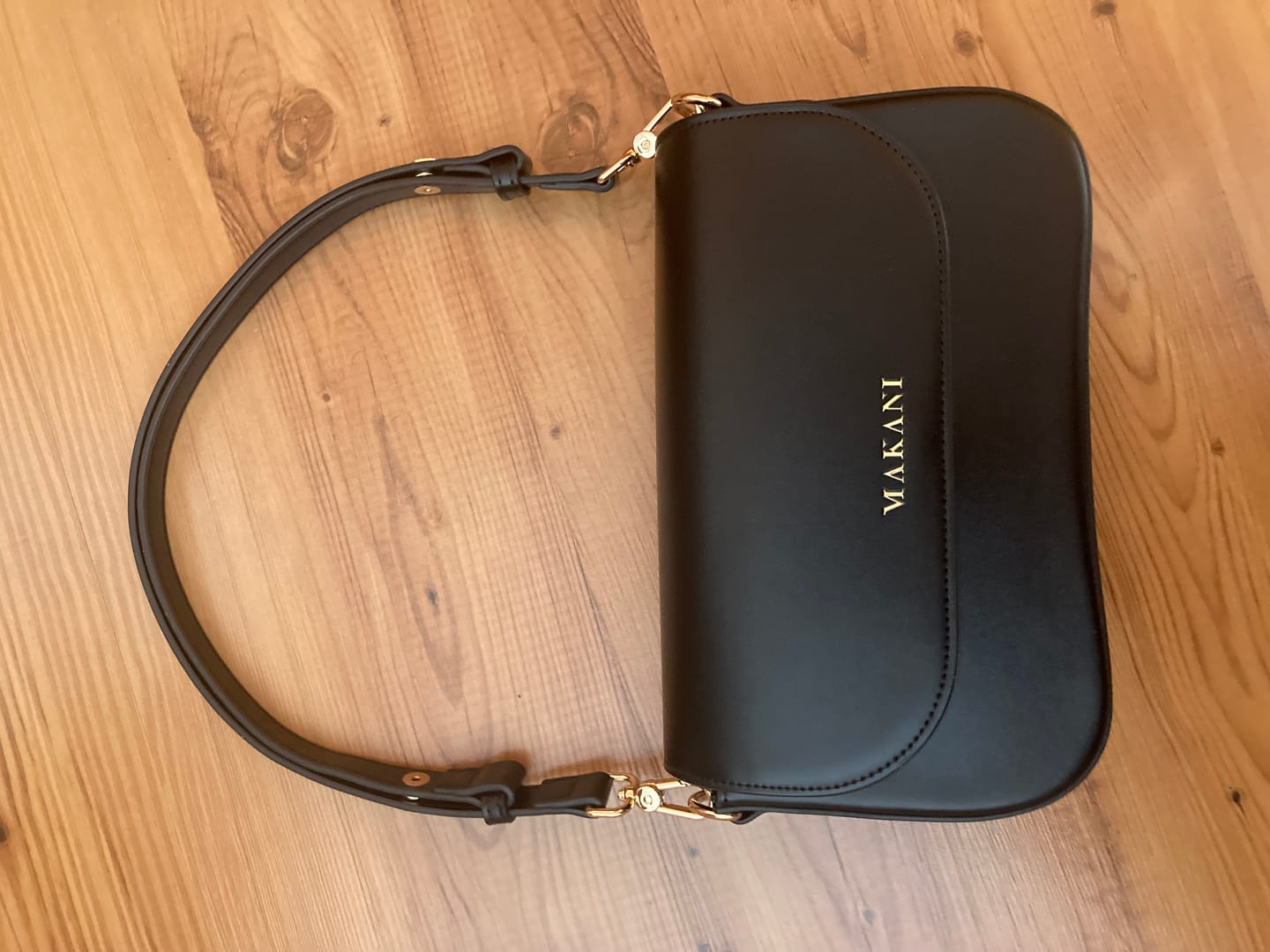 Customer photo review of CHLOIE - BLACK