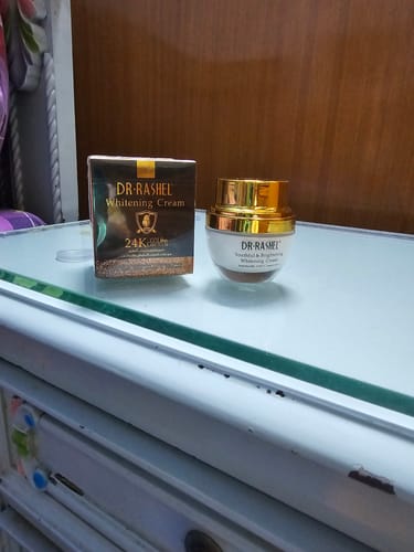 Customer photo review of Dr.Rashel 24K Gold Collagen Whitening Cream - 30ml