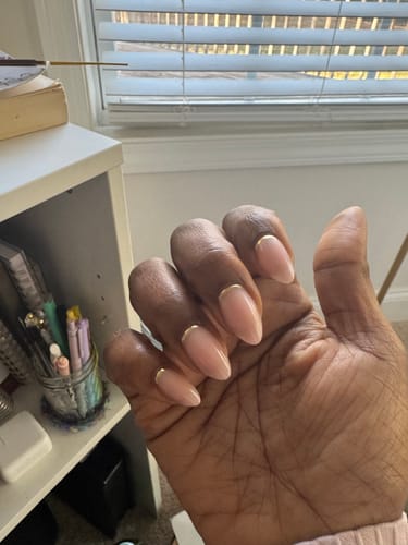 Customer photo review of Gold End Almond Nails - Press On Nails