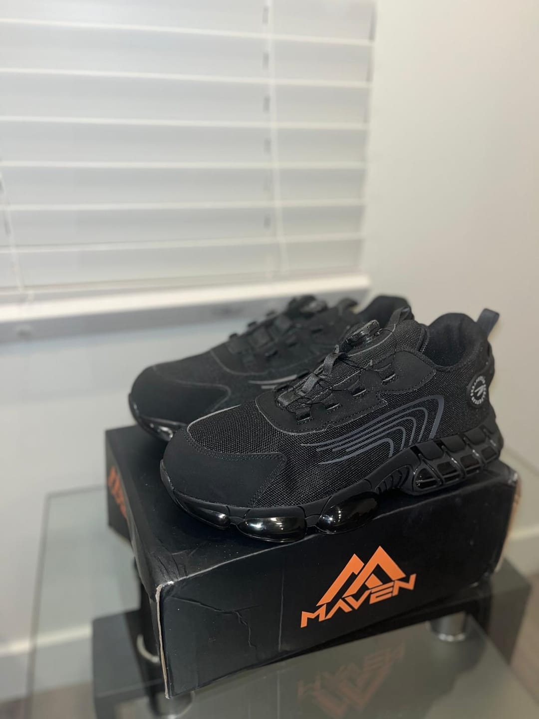 Customer photo review of Maven Knob Lacing Lightweight Steel Toe Work Sneakers