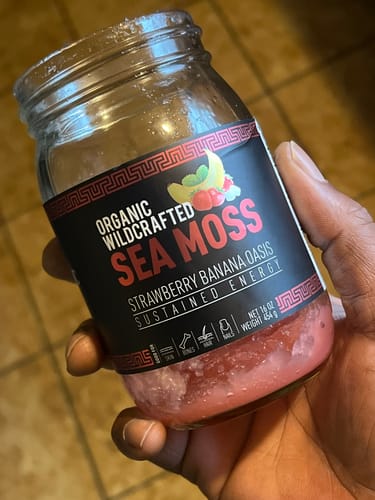 Customer photo review of Strawberry Banana Oasis Sea Moss Gel