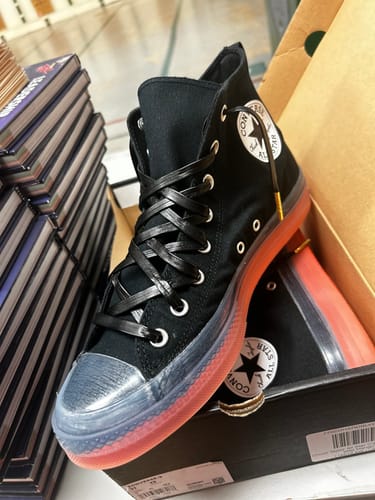 Customer photo review of Chuck Taylor All Star CX High 'Black Wild Mango'