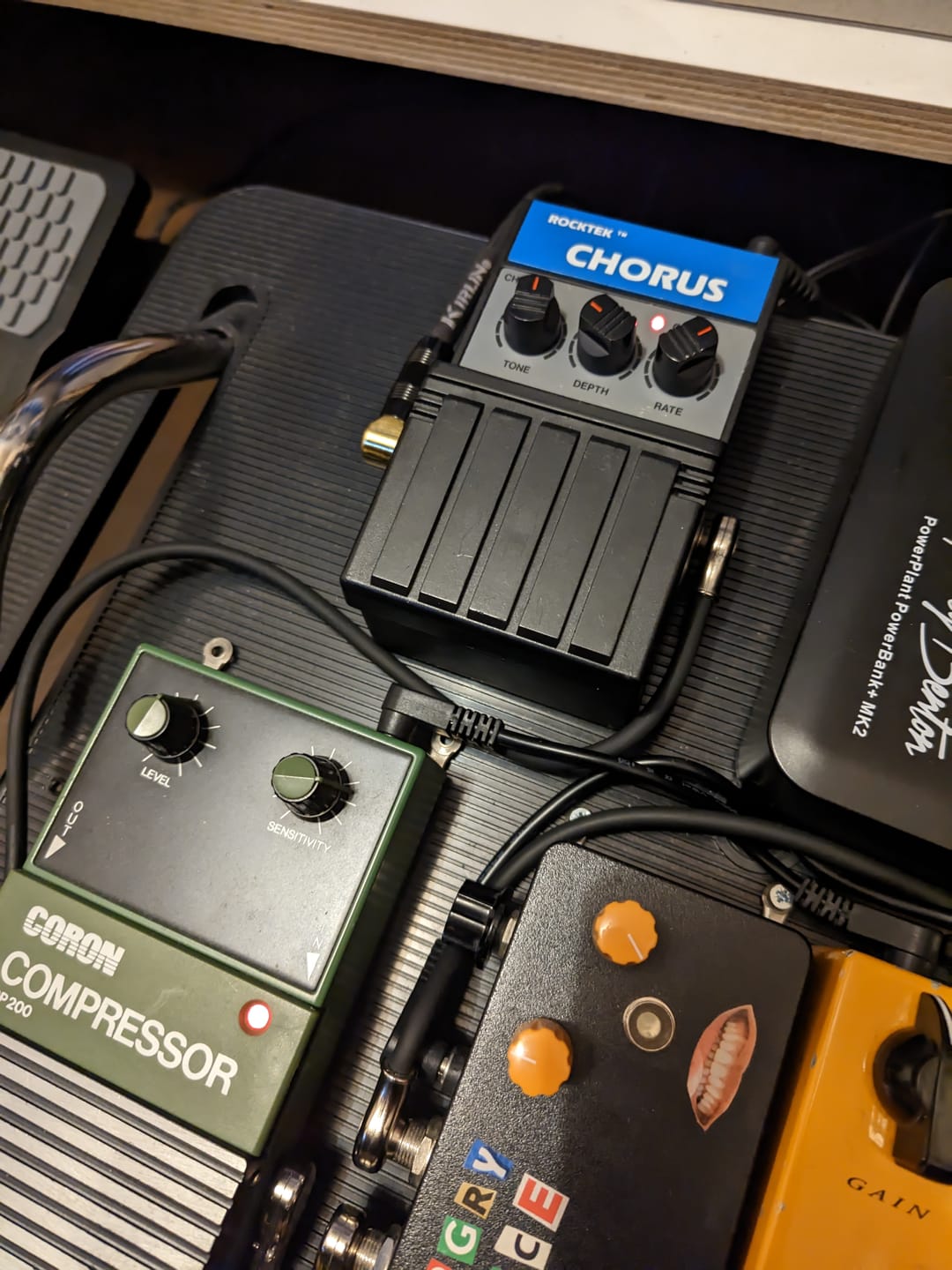 Customer photo review of Rocktek CHR-1 Chorus