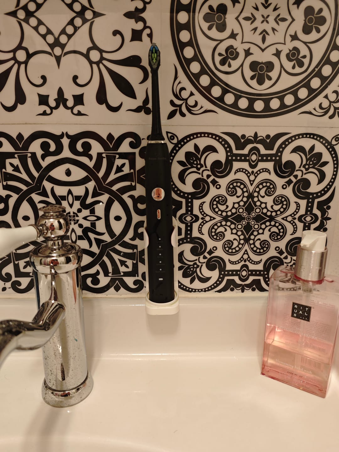 Customer photo review of Snow Smile® Sonic elektrisk tandborste och vattenflosser i kombination