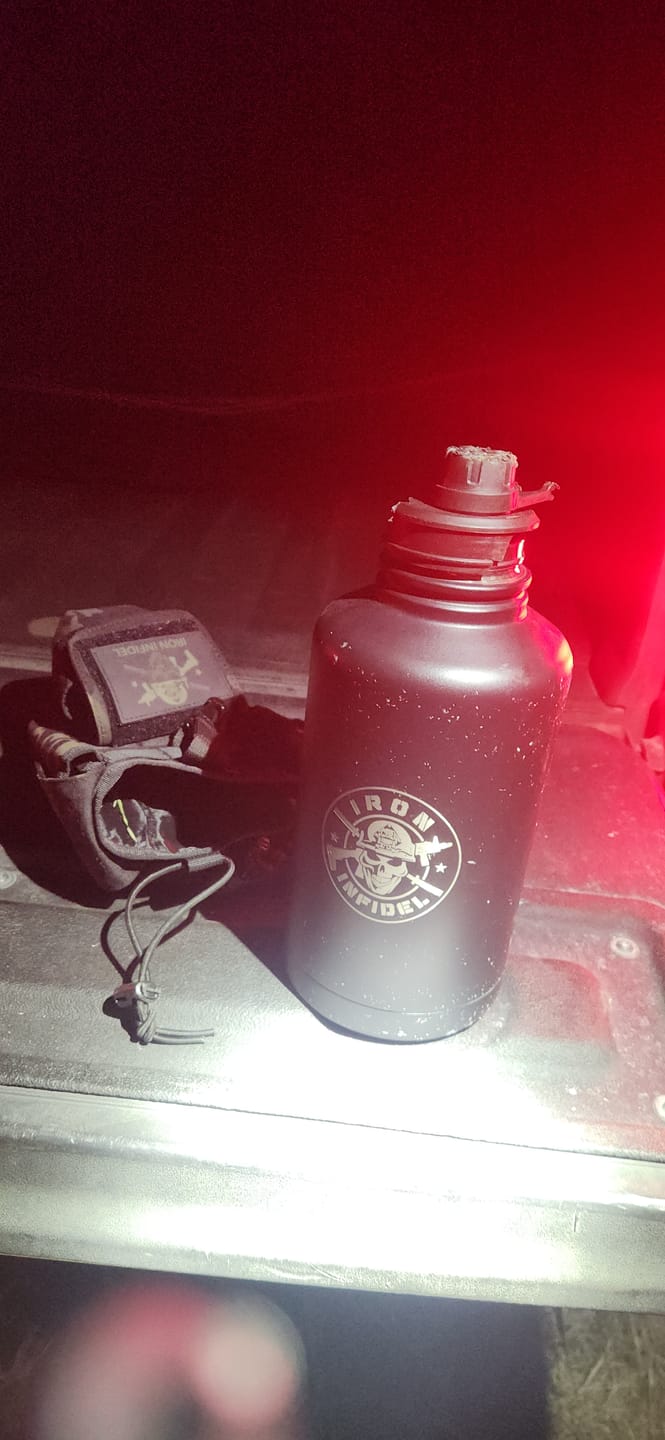 Customer photo review of Standard Chug Cap 32oz & 64oz