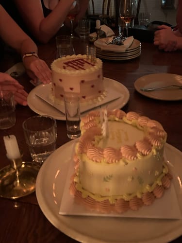 Alessandra S. review of holly image 1 out of 2