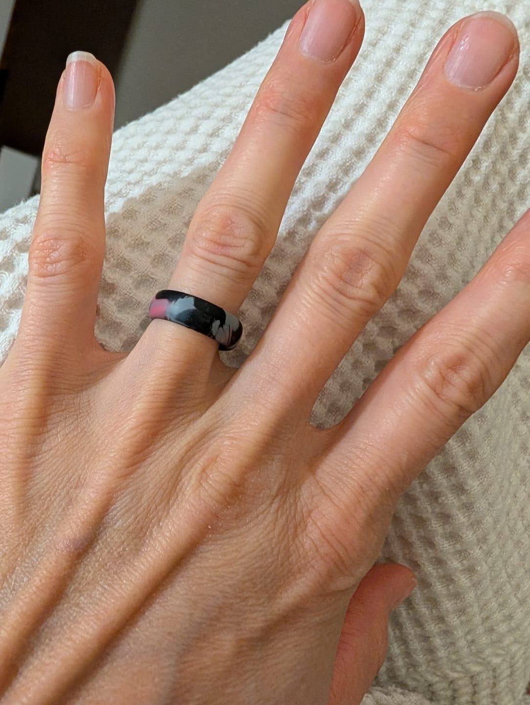 Customer photo review of botthms Charcoal Active Silicone Ring