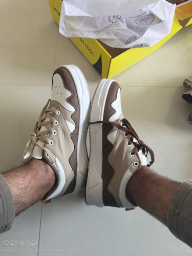 Customer photo review of SHARK Soil Brown Men's casual sneaker