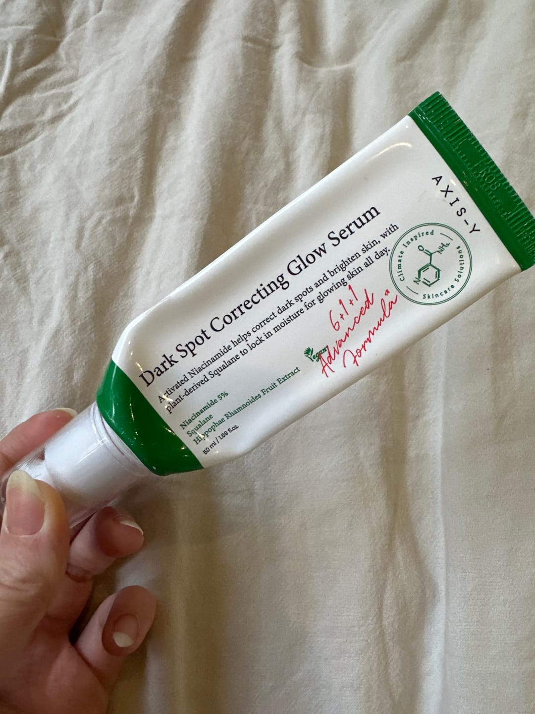 Customer photo review of Serums tumšo plankumu korekcijai AXIS-Y Dark Spot Correcting Glow Serum