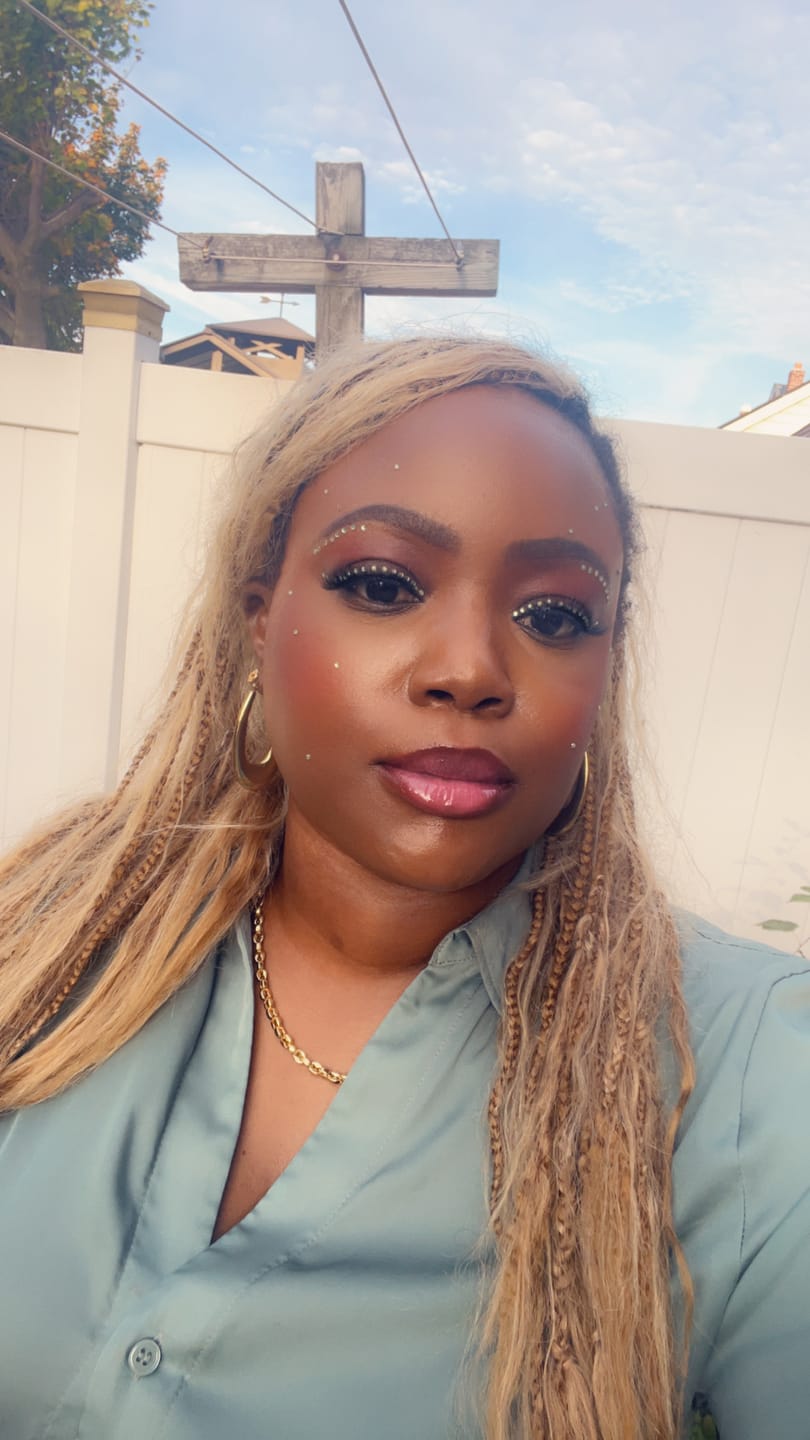Customer photo review of #27 Honey Blonde Deep Wave Bulk Hair Extensions for Braiding