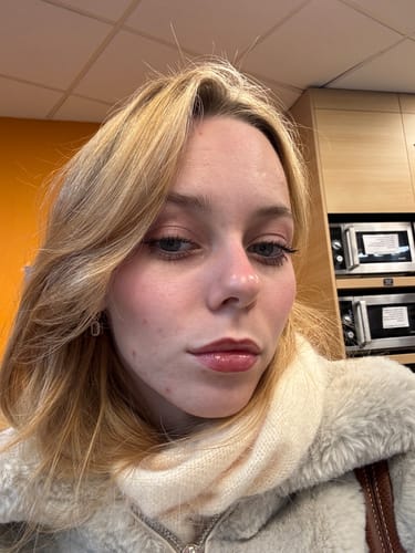 Customer photo review of pocket blush - piggy -  baby pink