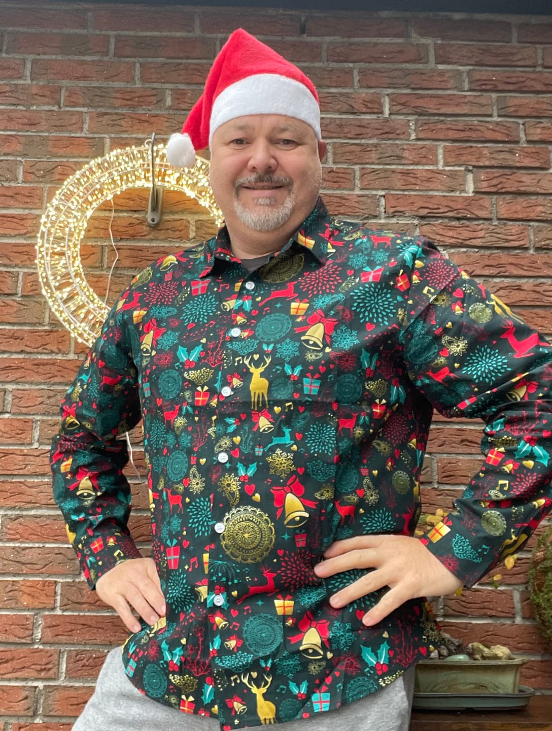 Customer photo review of Herren Weihnachts Langarmhemd aus Baumwolle