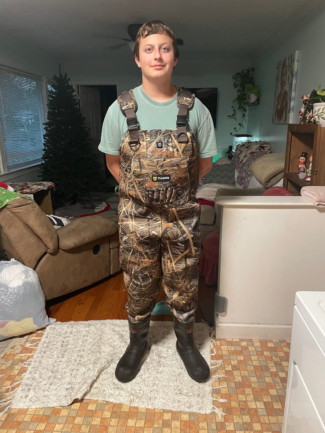 Customer photo review of TorridSeeker Heated Duck Waterfowl Hunting Neoprene Chest Waders
