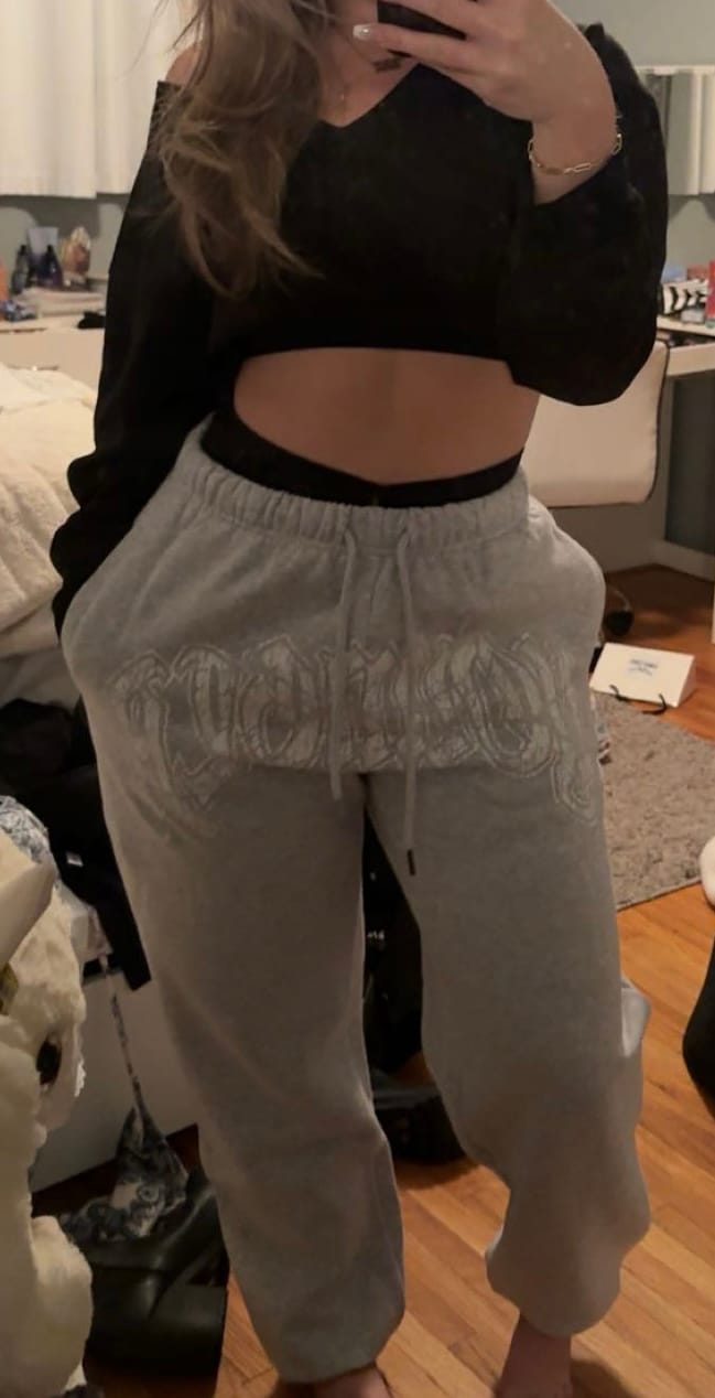 Customer photo review of W257 My eyes are up here Jogger