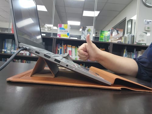 Customer photo review of Funda Notebook Smart Case