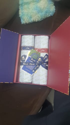 Customer photo review of Pashtush His And Her Set Of Jamawar Stole and Shawl, Premium Gift Box Packaging, Navy Blue and Pink