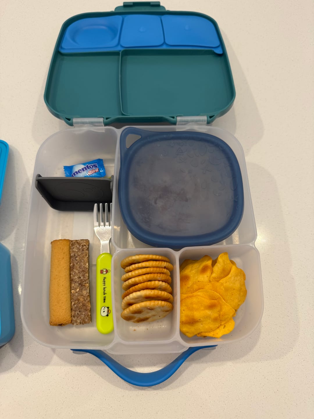 Customer photo review of b.box Lunch Tub - Ocean