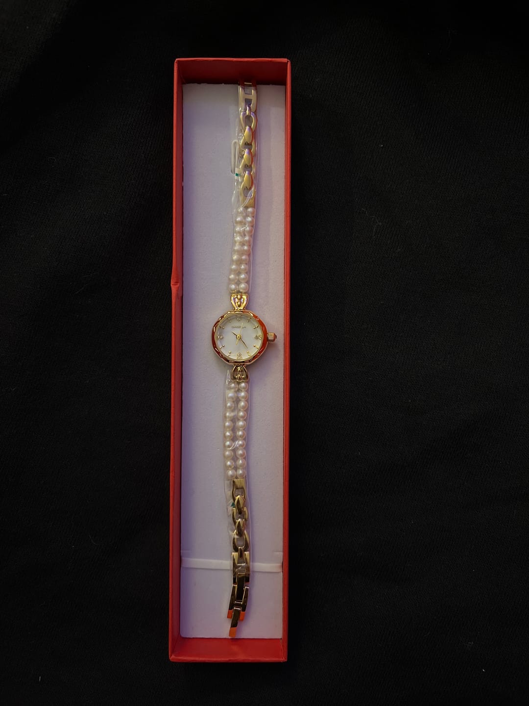 Customer photo review of Classic Two-Pearl Vintage Timepiece