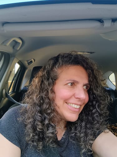 Customer photo review of Crema de Peinar Rulos Definidos 250ml