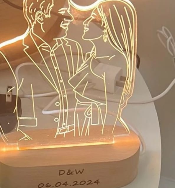 Customer photo review of Custom Photo 3D Lamp