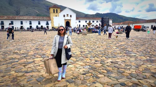 Customer photo review of Botas Maca Flores 010