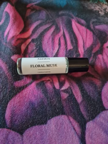 Customer photo review of FLORAL MUSK PERFUME OIL
