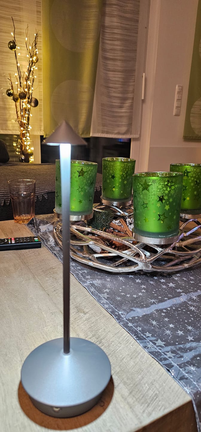 Customer photo review of Kabellose LED-Tischleuchte – ClarityGlow