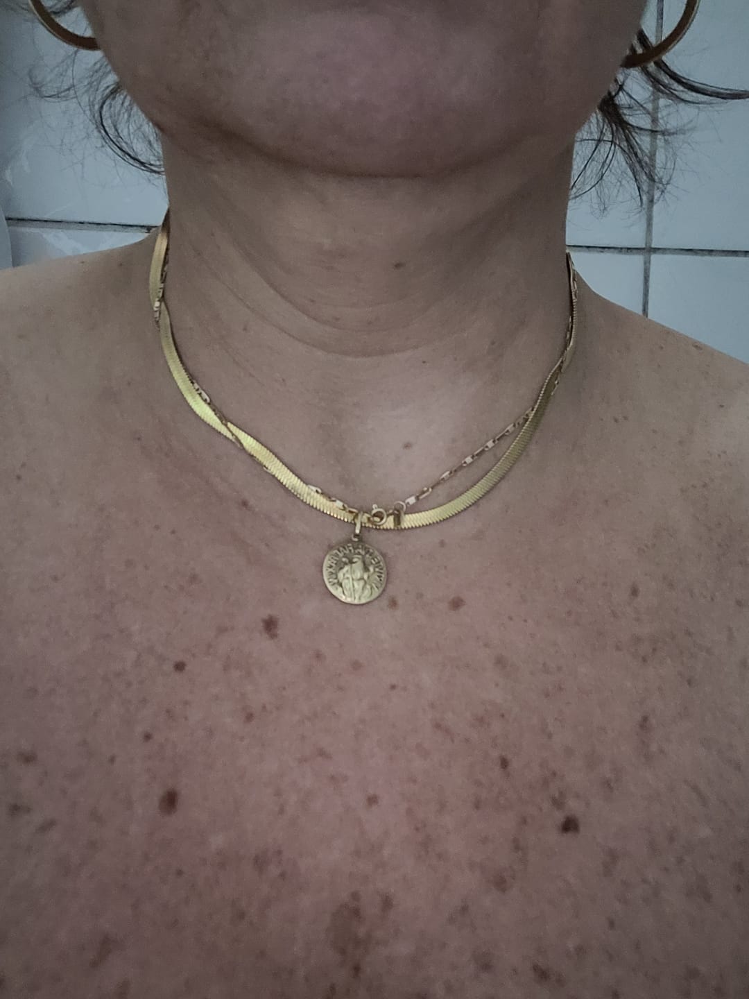 Customer photo review of Colar Malha Snake Dourado Banhado em Ouro 18K