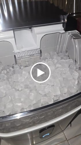 Customer video review of 34lbs/24H Nugget Ice Makers Countertop