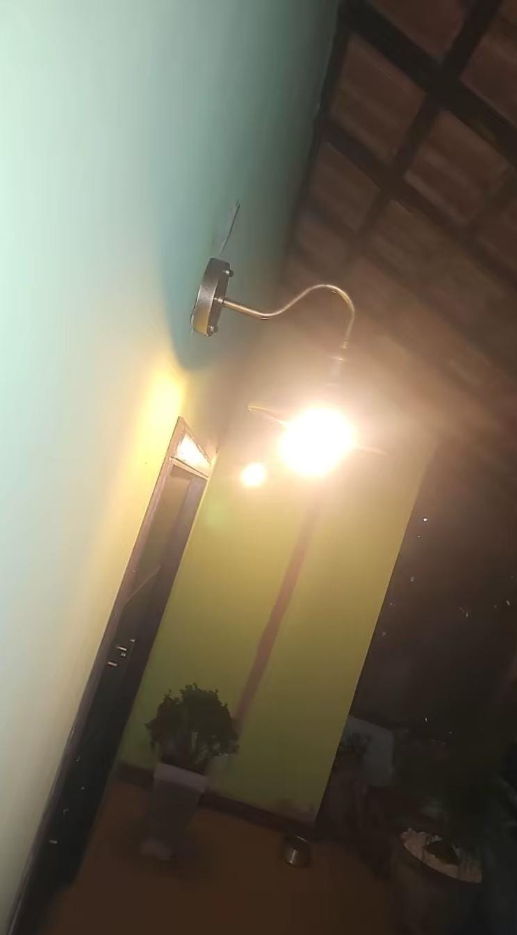 Customer photo review of Arandela de Parede Externa Vintage Estilo Industrial