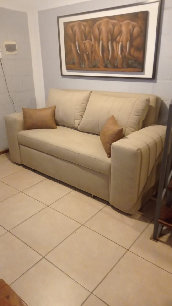 Customer photo review of Sofá cama Lyon