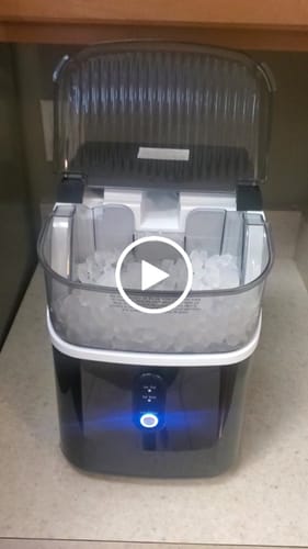 Customer video review of 34lbs/24H Nugget Ice Makers Countertop