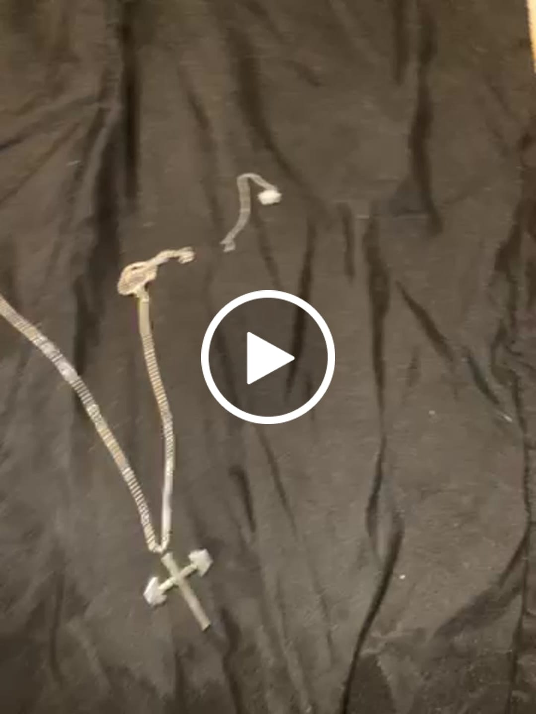 Customer video review of HolStrength Chain