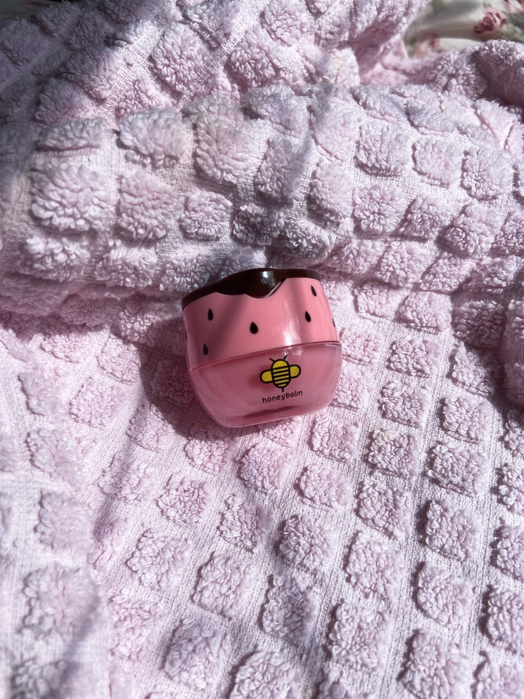 Customer photo review of Honeybalm Strawberry SPF