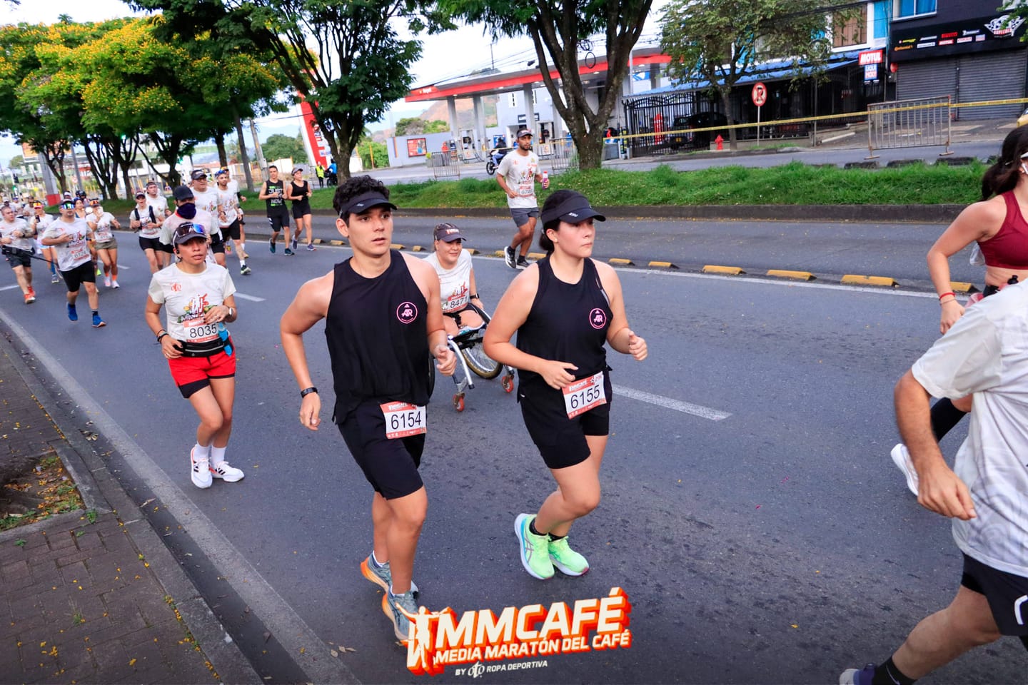 Customer photo review of 2XU Visera Run Broche Negra