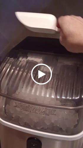 Customer video review of 34lbs/24H Nugget Ice Makers Countertop