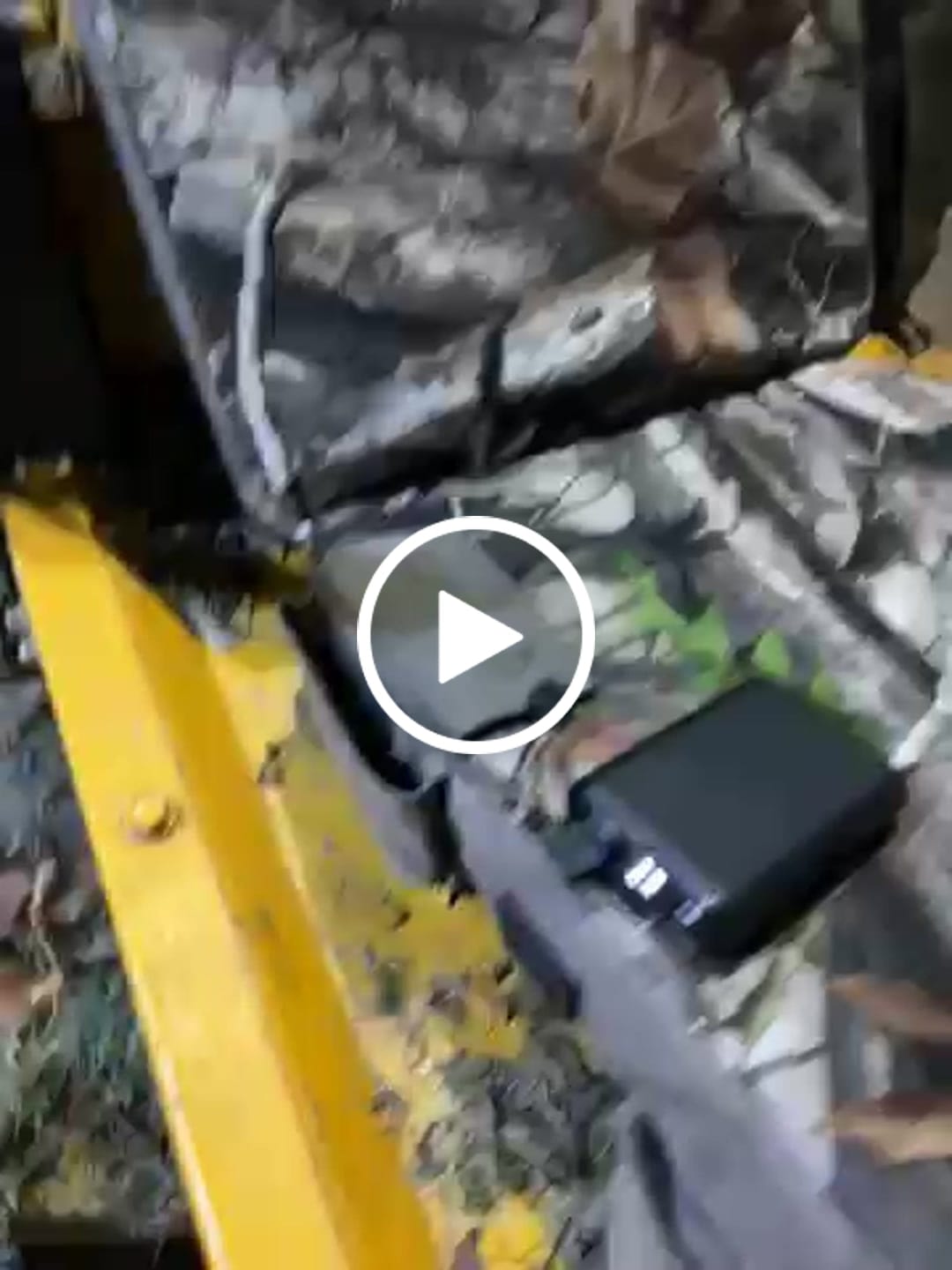 Customer video review of TIDEWE Hunting Heated Seat Cushion, Self-Supporting Water Resistant, Tree Stand, Warm Portable Seat Pads for Hunting, Camping, Fishing(Next Camo G2 & Vista)