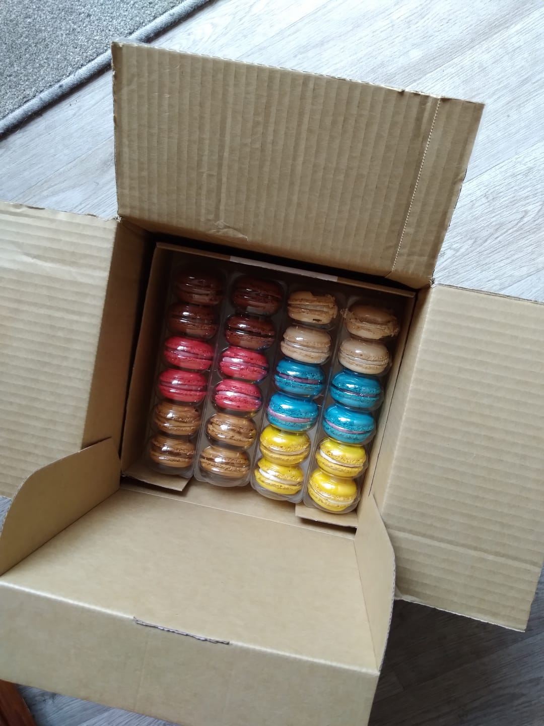 Customer photo review of Mixed Box - Original (12 or 24)