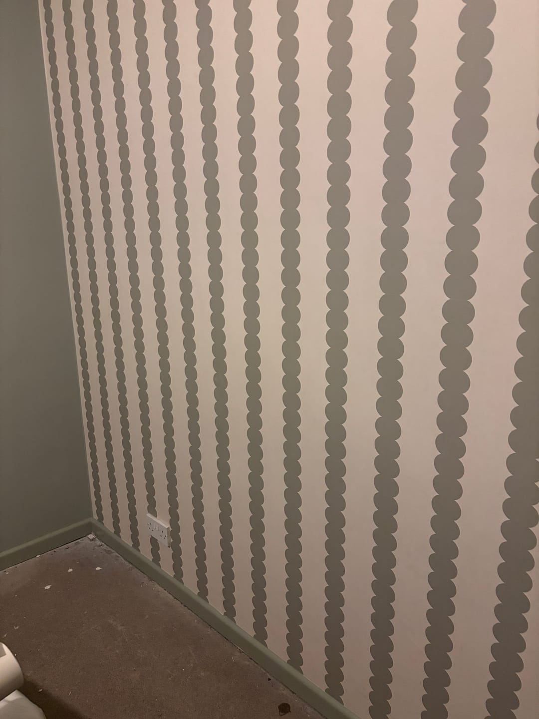 Customer photo review of Scallop Stripe Wallpaper Green