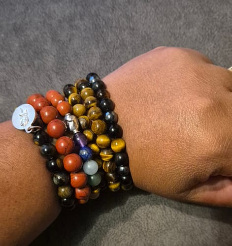 Customer photo review of Bracelet Oeil de Tigre "Confiance en Soi"