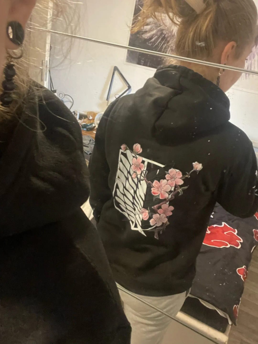 Customer photo review of Pull Attaque des Titans - Levi