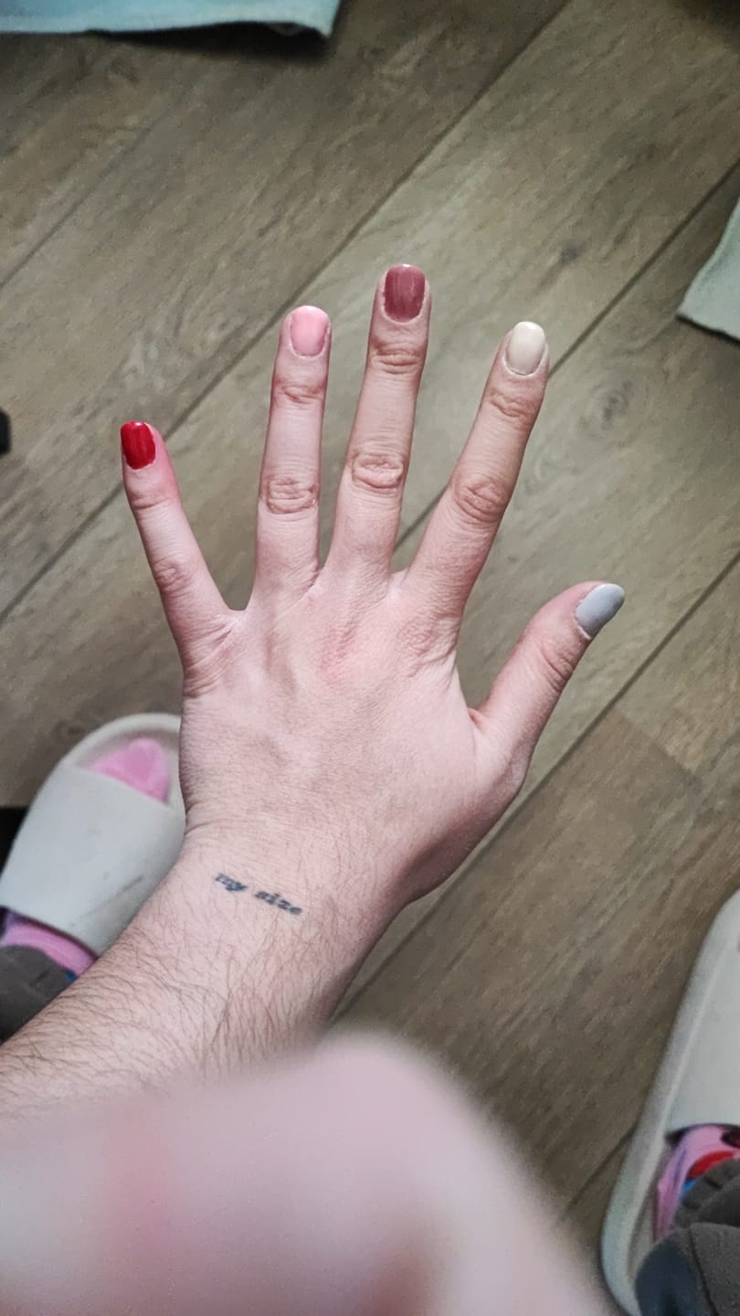 Customer photo review of Christmas Red Dipping Powder