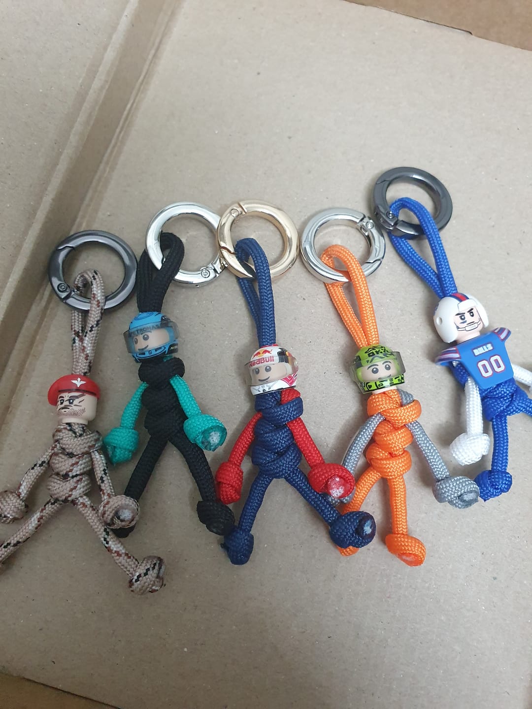 Customer photo review of Darth Vader Paracord Buddy Keychain
