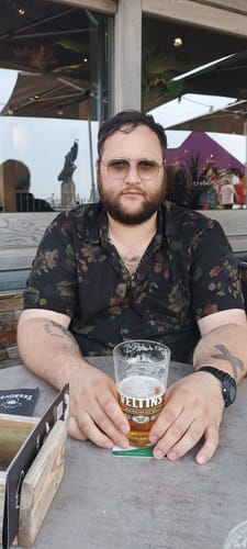 Customer photo review of Chemise de plage décontractée en coton à manches courtes pour hommes