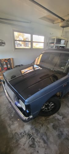 Customer photo review of Motion Raceworks 1982-93 S10/Sonoma/Blazer Dzus Hood Rails (38.75") (Black Anodized)