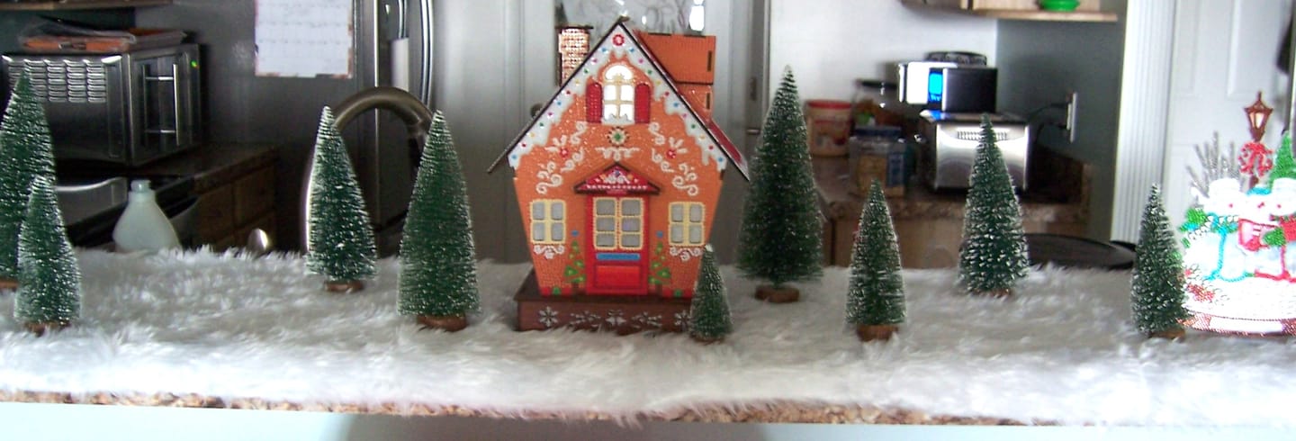 Customer photo review of "Gingerbread House" 3D Crystal Art LED Decoration